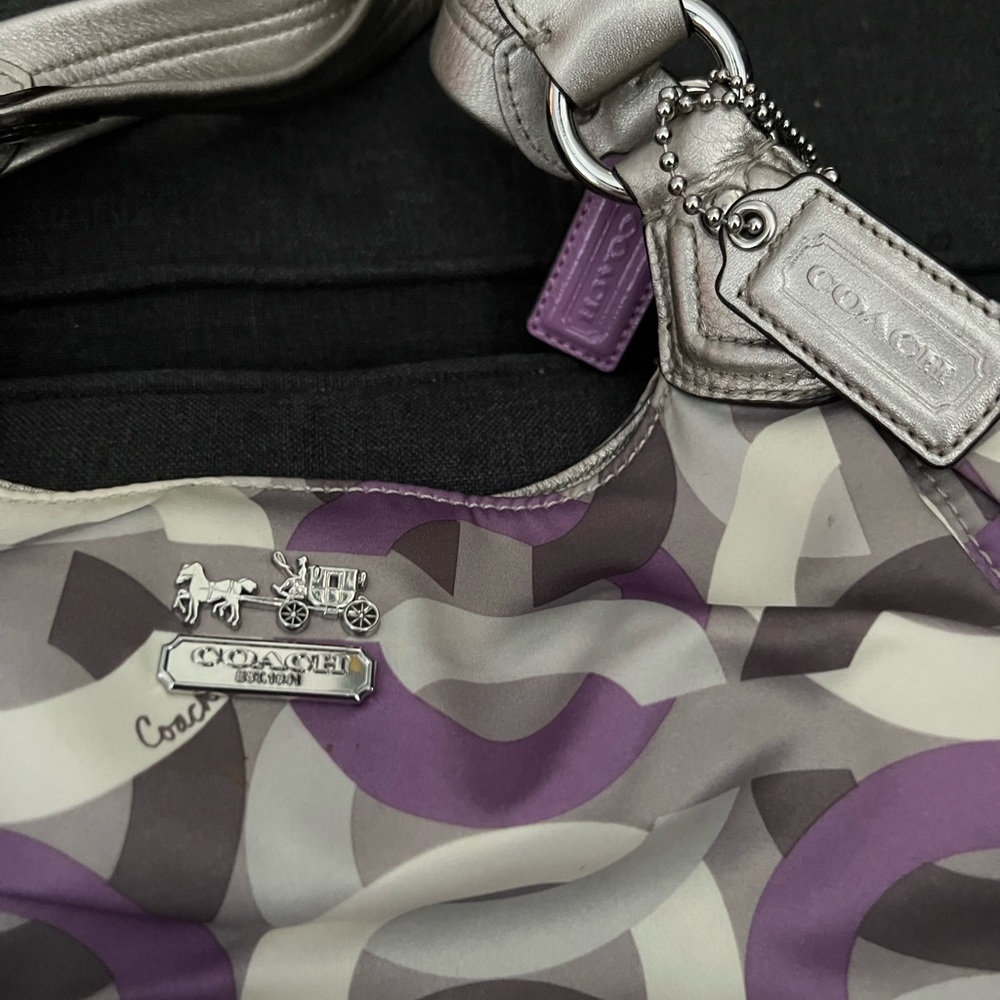 Coach Handbag - Picture 2 of 7